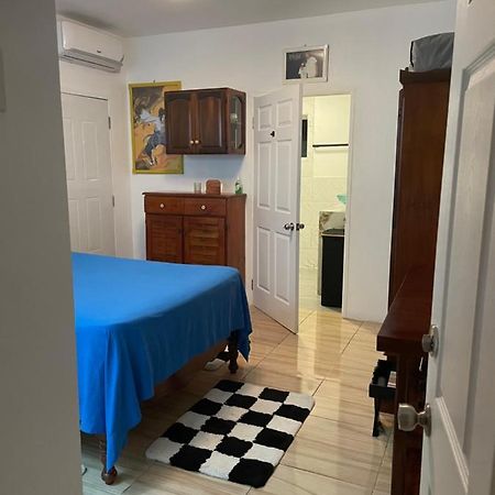 Centrally Located Room - 5 安东尼奥港 外观 照片